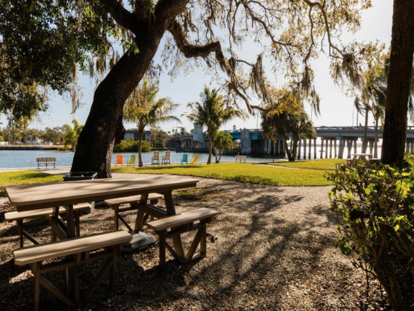 Sixth floor Condo with views of Northern Siesta Key and the Gulf